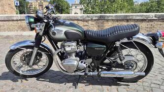 Kawasaki W 800 (2010 - 17) usata