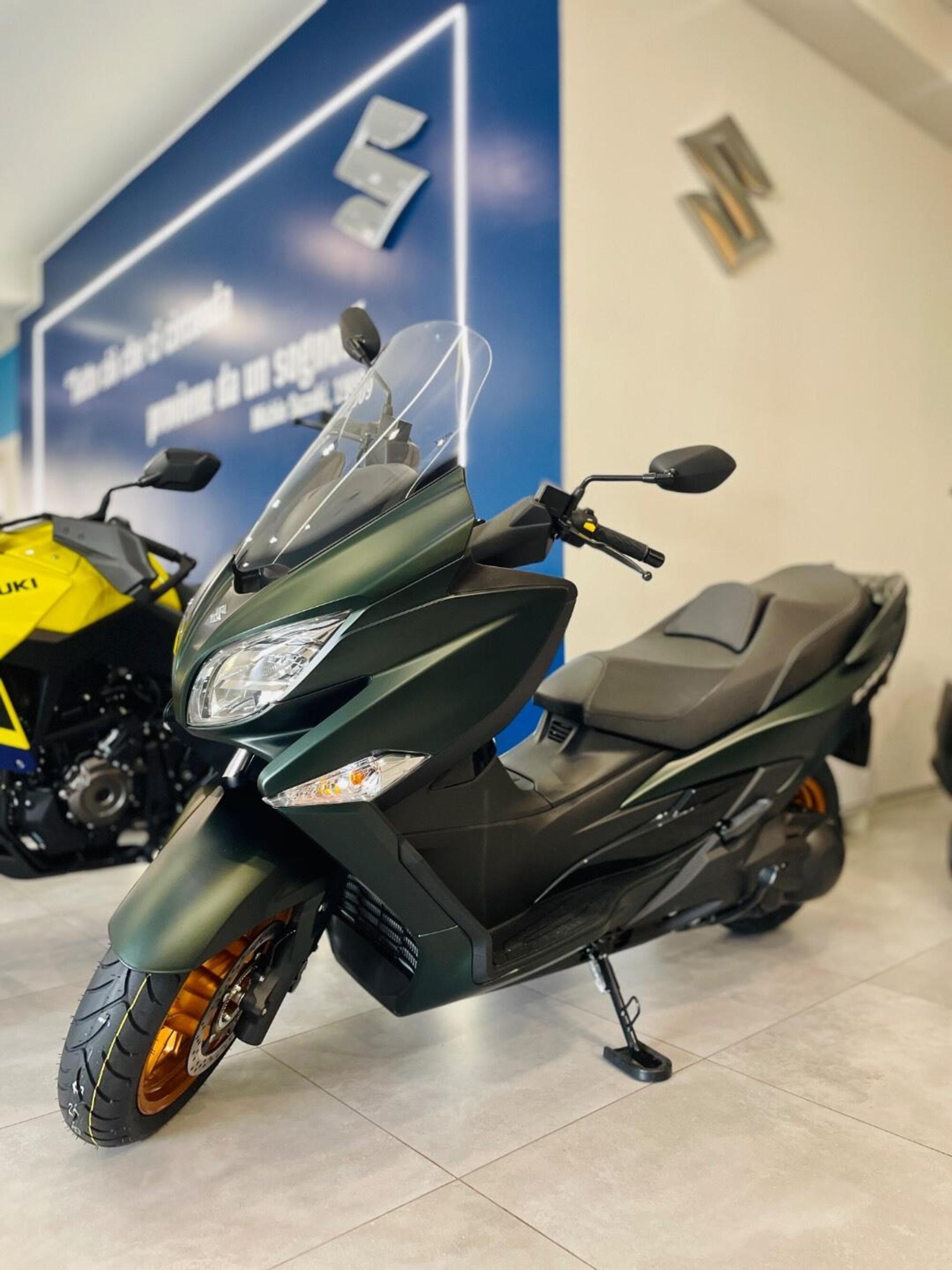 Suzuki Burgman 400 (2025 - 26) Nuova