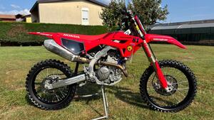 Honda CRF 250 R (2022) 