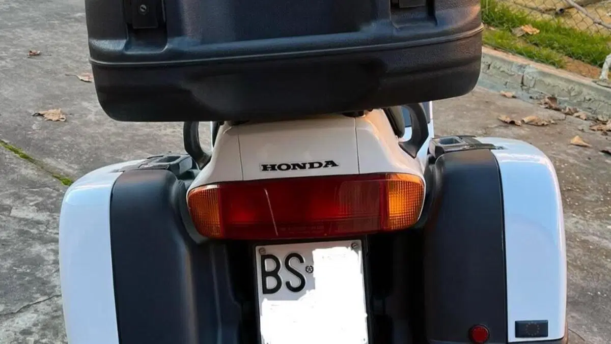 Honda ST 1100 (1990 - 97)  (4)