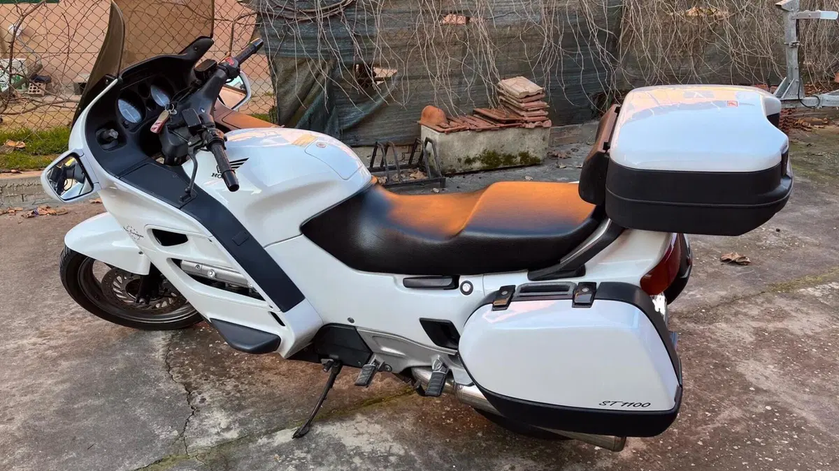 Honda ST 1100 (1990 - 97)  (7)
