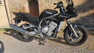 Yamaha FZS 1000 Fazer 