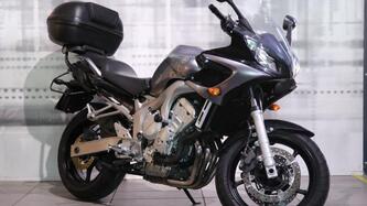 Yamaha FZ6 Fazer (2004 - 07) usata