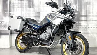 CFMOTO 800MT Touring (2022 - 25) usata