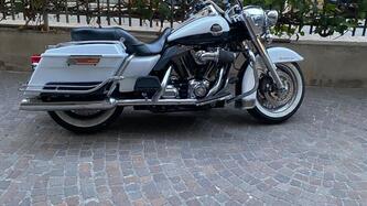 Harley-Davidson 1584 Road King Classic (2007 - 10) - FLHRC usata