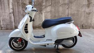 Vespa GTS 300 Super Sport Hpe (2021 - 22) 