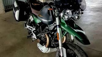 Moto Guzzi V85 TT Centenario (2021 - 22) usata