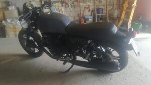 Moto Guzzi V7 III Stone (2017 - 20) 