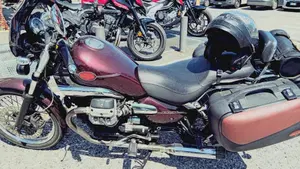 Moto Guzzi Nevada 750 Classic (2008 - 15)  (2)