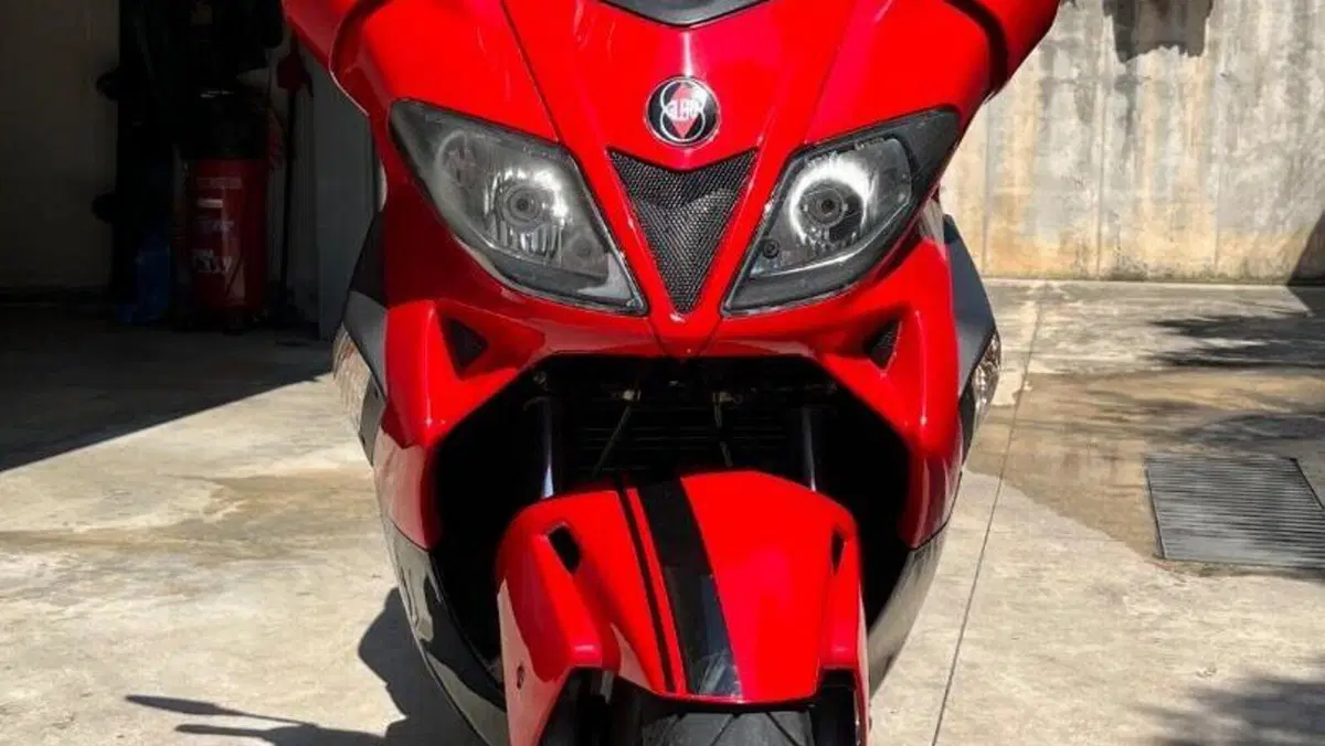 Gilera Nexus 500  (2)
