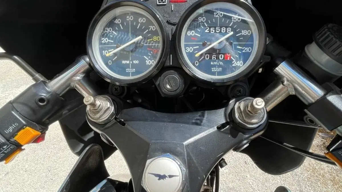 Moto Guzzi   (4)