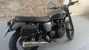 Triumph Scrambler (2006 - 17)  (8)
