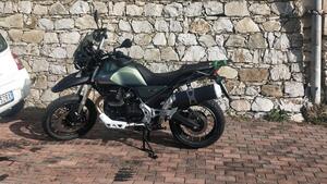 Moto Guzzi V85 TT (2021 - 23) 