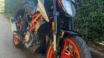 KTM 390 Duke (2021 - 23) usata