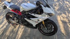 Triumph Daytona 675 R ABS (2009 - 16) 