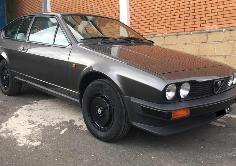 Alfa Romeo GTV 