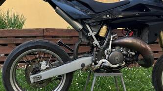 Husqvarna SM 125 (2007) usata