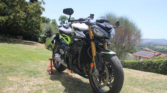 Triumph Street Triple 765 Moto2 Edition (2023 - 24) usata