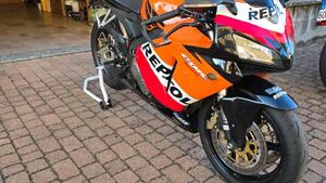 Honda CBR 600 RR (2005 - 06) 