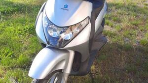 Piaggio Beverly 250 