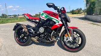 MV Agusta Dragster 800 RC SCS (2022 - 25) usata