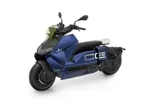 BMW CE 04: come cambia lo scooter elettrico per il 2026?