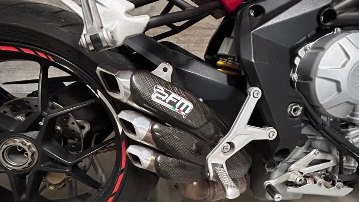 MV Agusta Brutale 675 EAS (2011 - 14)  (7)