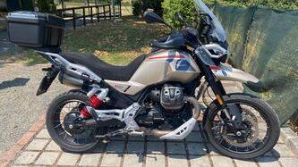 Moto Guzzi V85 TT Travel (2024 - 25)