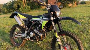 Fantic Motor XEF 125 Performance 4T (2022) 