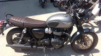 Triumph Bonneville T120 Black (2017 - 20) usata