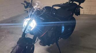KTM 890 Duke (2021 - 23) usata
