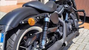 Harley-Davidson 883 Iron (2009 - 11) - XL 883N 
