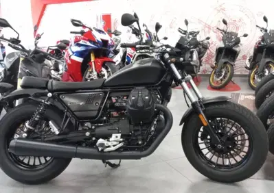 Moto Guzzi V9 Bobber (2021 - 25) - Annuncio 9779079