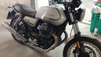 Moto Guzzi V7 Special (2021 - 24)