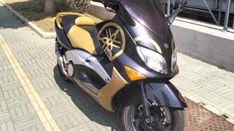 Yamaha T-Max 500 (2001 - 03) usata