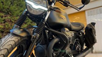 Moto Guzzi V7 Stone (2021 - 24) usata