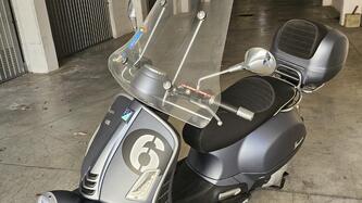 Vespa Sei Giorni 300 Hpe (2021 - 22) usata