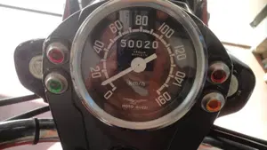 Moto Guzzi   (2)