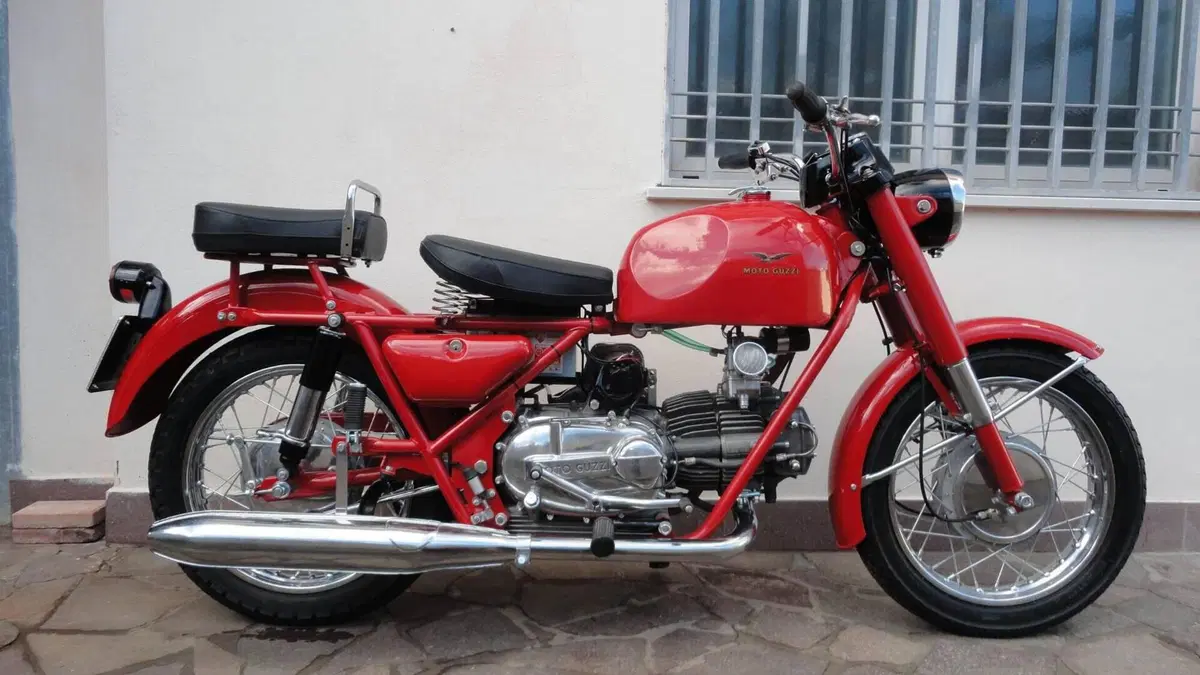 Moto Guzzi   (3)