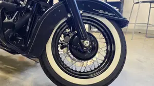 Harley-Davidson 114 Heritage Classic (2018 - 20) - FLHCS  (3)
