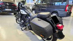 Harley-Davidson 114 Heritage Classic (2018 - 20) - FLHCS  (13)