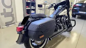 Harley-Davidson 114 Heritage Classic (2018 - 20) - FLHCS  (14)