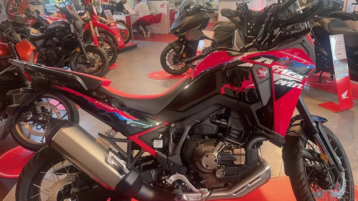Honda Africa Twin CRF 1100L ES DCT (2024 - 26)  (2)