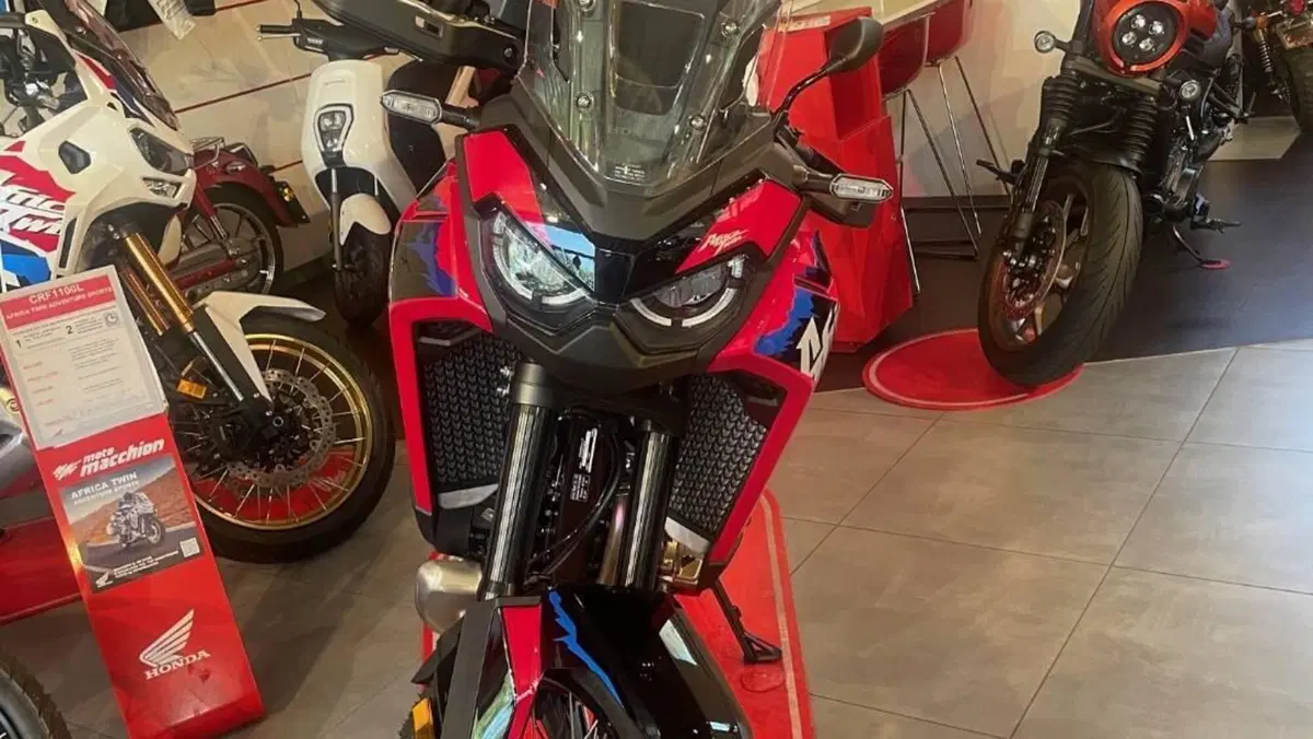Honda Africa Twin CRF 1100L ES DCT (2024 - 26)  (3)