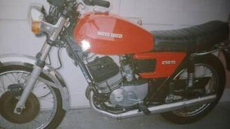 Moto Guzzi 3 guzzi GTS epoca