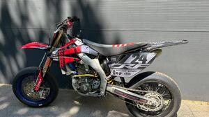 Honda CRF 450 R (2006) 