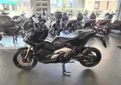 Honda X-ADV 750 DCT Adventure (2021 - 24) - Annuncio 9781451