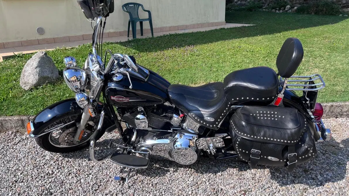Harley-Davidson 1584 Heritage Classic (2008 - 10) - FLSTC 