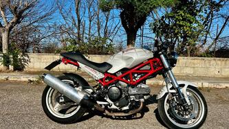 Ducati Monster 620 I.E. Dark (2002) usata