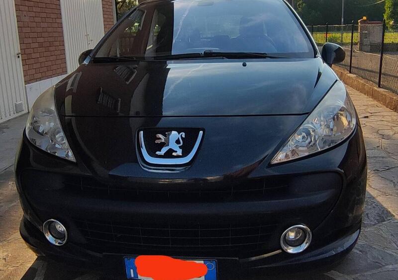 Peugeot 207 HDi 90CV 5p. XSI